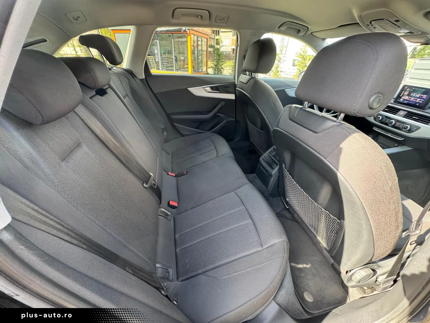 Audi A4 Quattro 2.0 TDI 190 CP - LED - Carplay - Incalzire