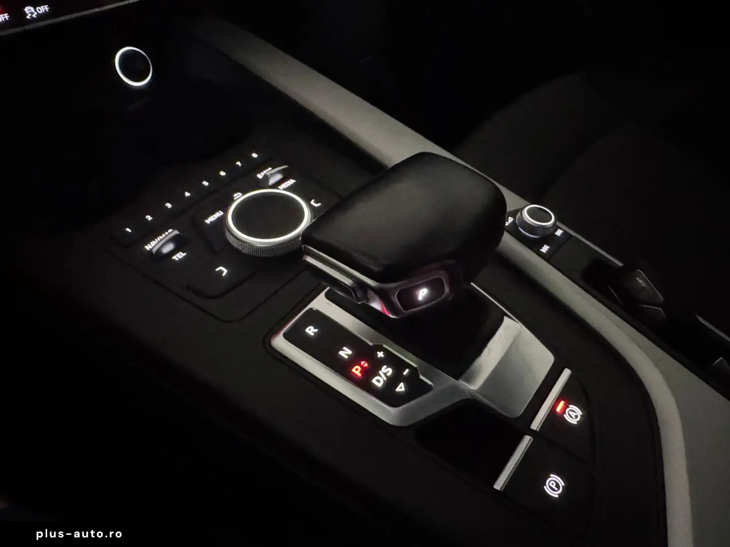 Audi A4 Quattro 2.0 TDI 190 CP - LED - Carplay - Incalzire