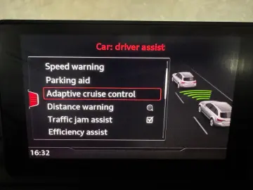 Audi A4 Quattro 2.0 TDI 190 CP - LED - Carplay - Incalzire