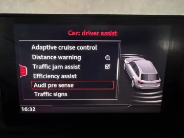 Audi A4 Quattro 2.0 TDI 190 CP - LED - Carplay - Incalzire