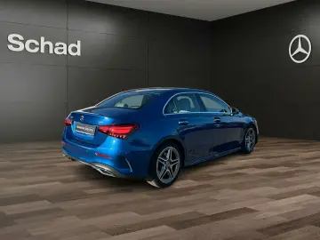 MERCEDES-BENZ A 220 4MATIC Limousine AMG Line Navi P…