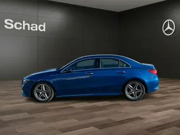 MERCEDES-BENZ A 220 4MATIC Limousine AMG Line Navi P…