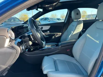 MERCEDES-BENZ A 220 4MATIC Limousine AMG Line Navi P…