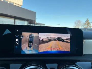 MERCEDES-BENZ A 220 4MATIC Limousine AMG Line Navi P…