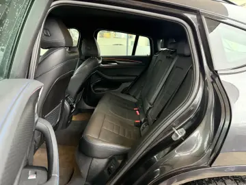 BMW X4 M40i LCI  HUD DAB LED