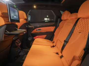 BENTLEY BENTAYGA S   MULLINER  DUO-TONE  NAIM  CERAMIC