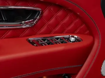 BENTLEY Bentayga S  HUD MASS NIGHT PANO 360