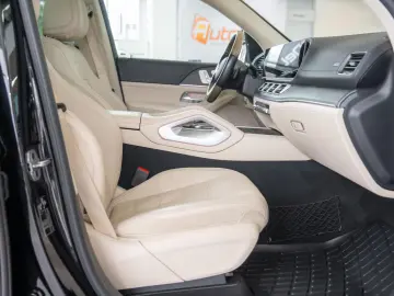 Mercedes-Benz GLS 400 D 4MATIC