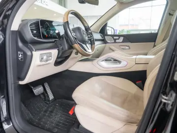 Mercedes-Benz GLS 400 D 4MATIC