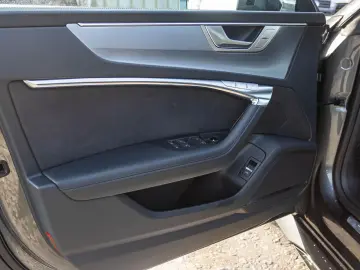 AUDI RS 7 Sportback 280 km h Standhzg HuD Allradlenku