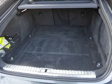 AUDI RS 7 Sportback 280 km h Standhzg HuD Allradlenku