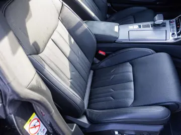 AUDI RS 7 Sportback 280 km h Standhzg HuD Allradlenku