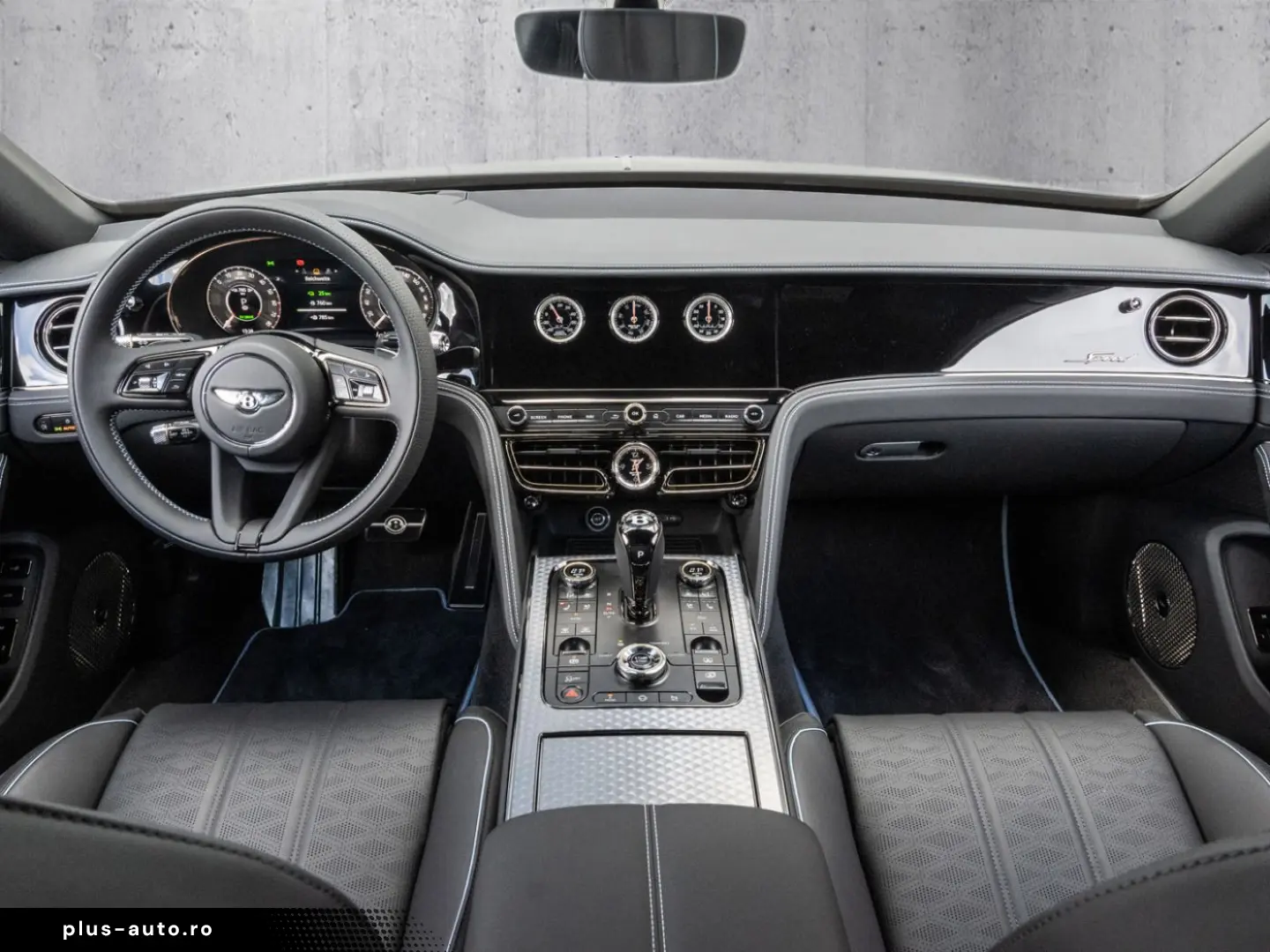 BENTLEY Flying Spur Speed Rear Entertainment  Dark Chrom