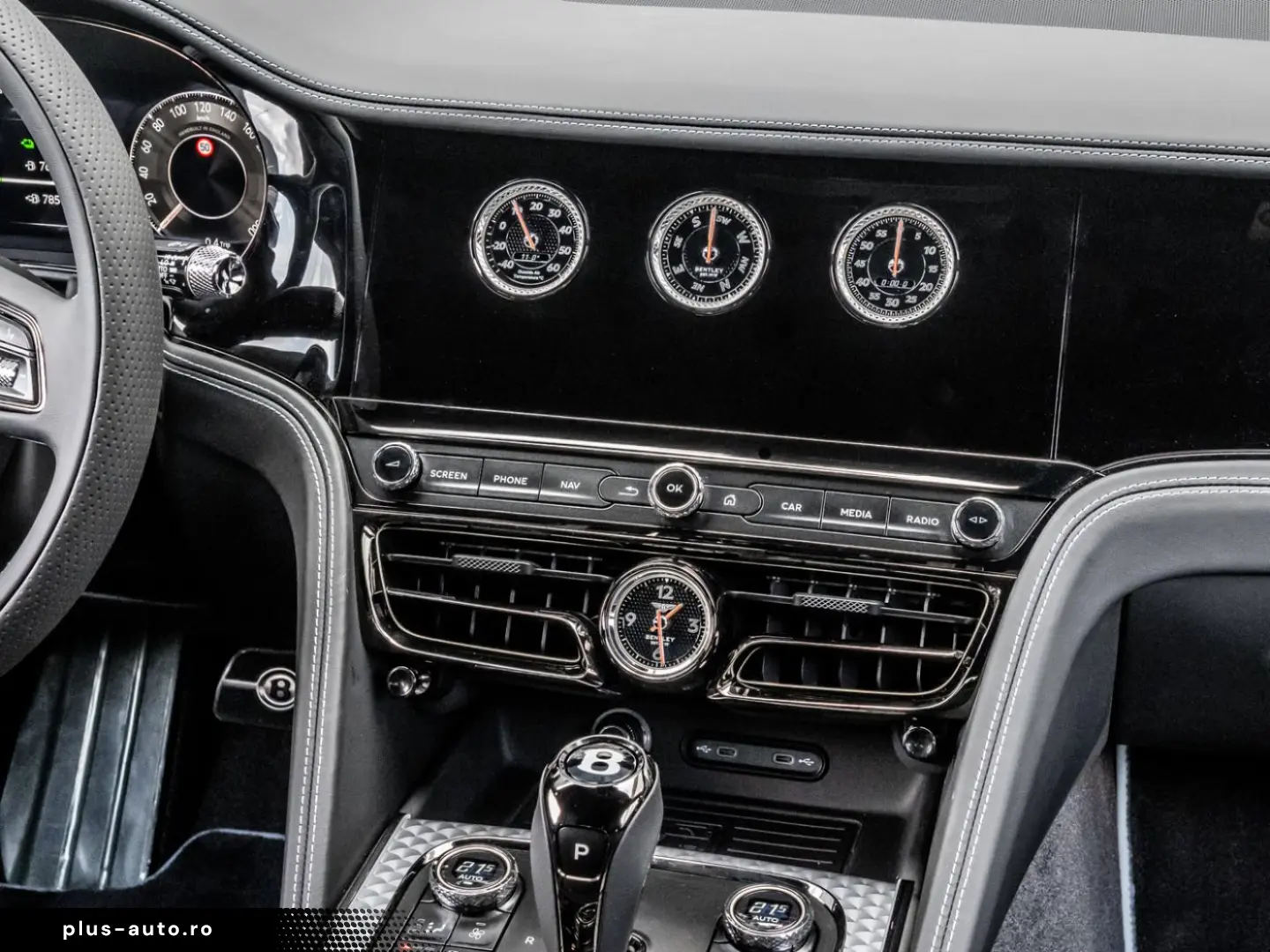 BENTLEY Flying Spur Speed Rear Entertainment  Dark Chrom