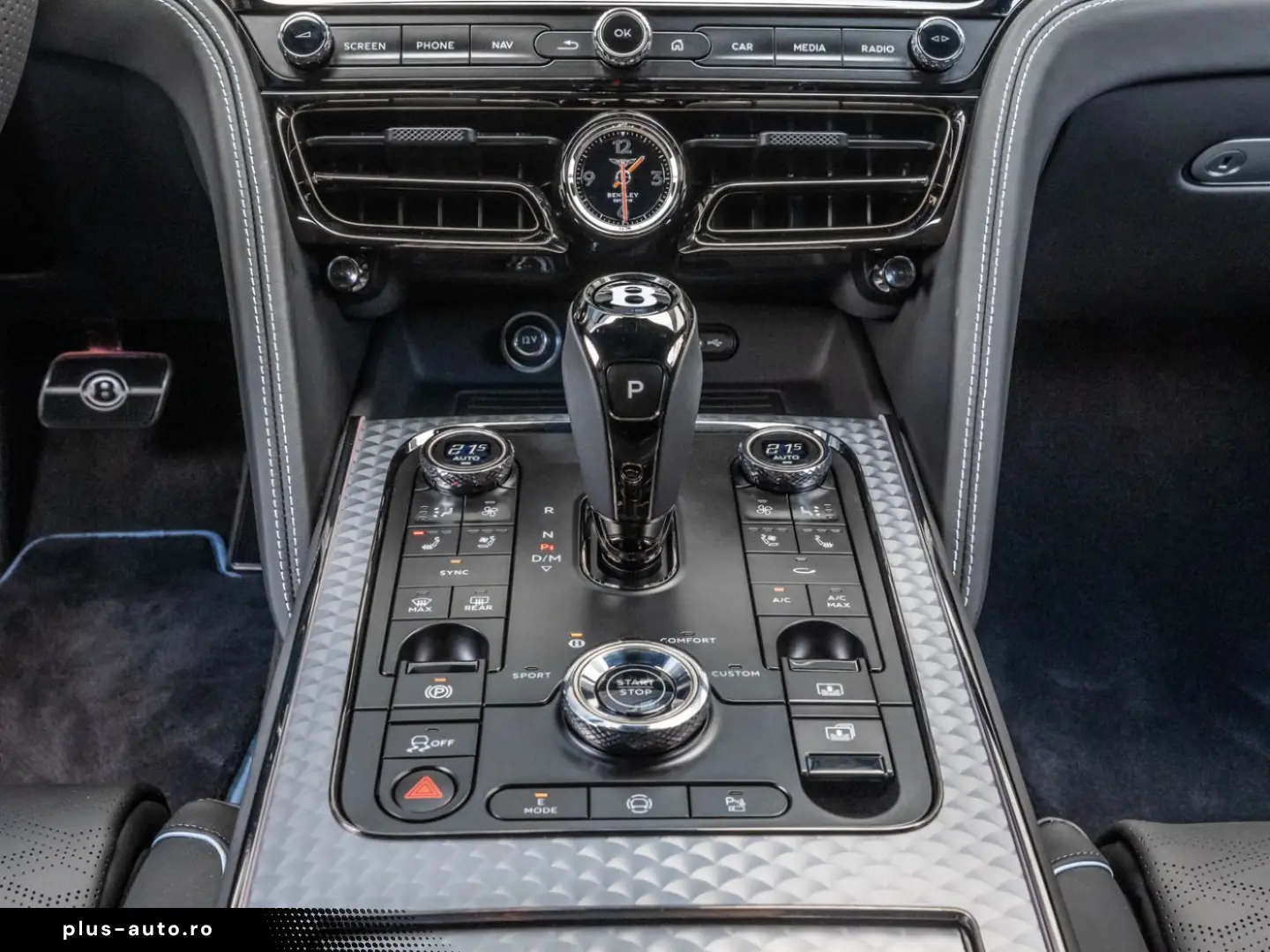 BENTLEY Flying Spur Speed Rear Entertainment  Dark Chrom