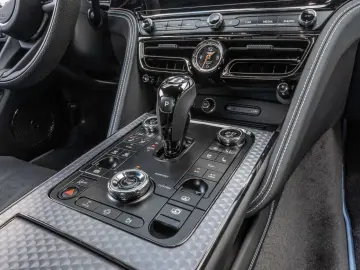 BENTLEY Flying Spur Speed Rear Entertainment  Dark Chrom