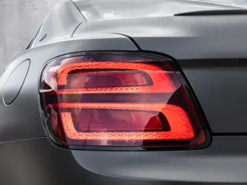 BENTLEY Flying Spur Speed Rear Entertainment  Dark Chrom