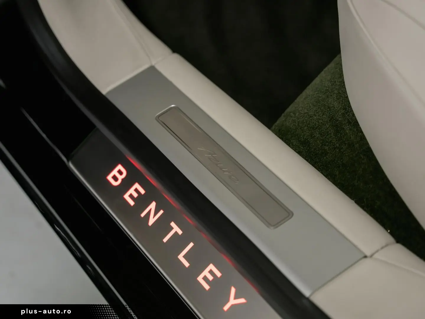 BENTLEY Flying Spur 2.9 V6 Hybrid Azure ROTATING NAIM FL