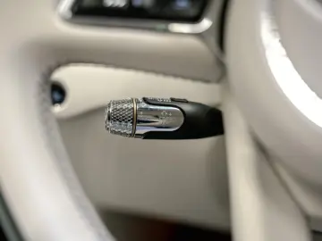 BENTLEY Flying Spur 2.9 V6 Hybrid Azure ROTATING NAIM FL