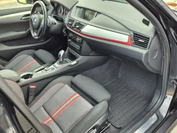 BMW X1 25xDrive SportLine Aut.