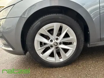 SKODA Octavia 2.0 TDI DPF Style Kamera Navi ACC LED La