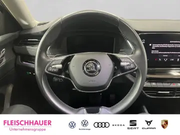 SKODA Octavia 2.0 TDI Style Navi Kamera LED Smart-Link