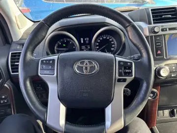 Totota Land Cruiser 2.8 D4-D Executive