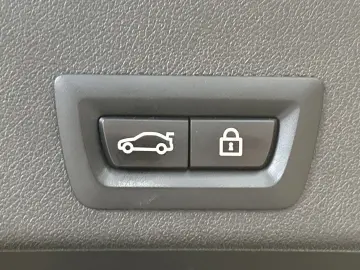 BMW X6 xDrive40d LASER  PANO  360