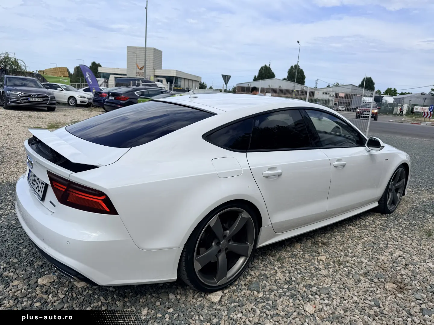 Competition  facelift