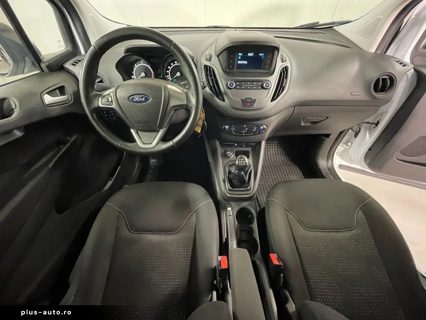 Ford Transit Courier