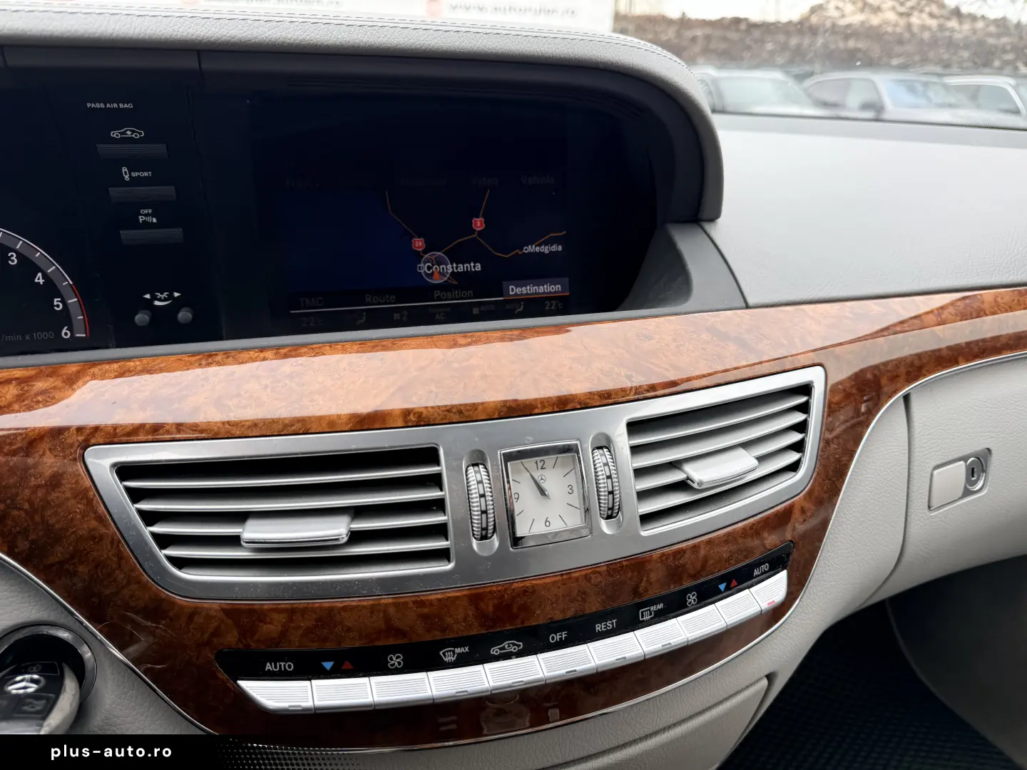 6000e avans  5000e in 3 luni