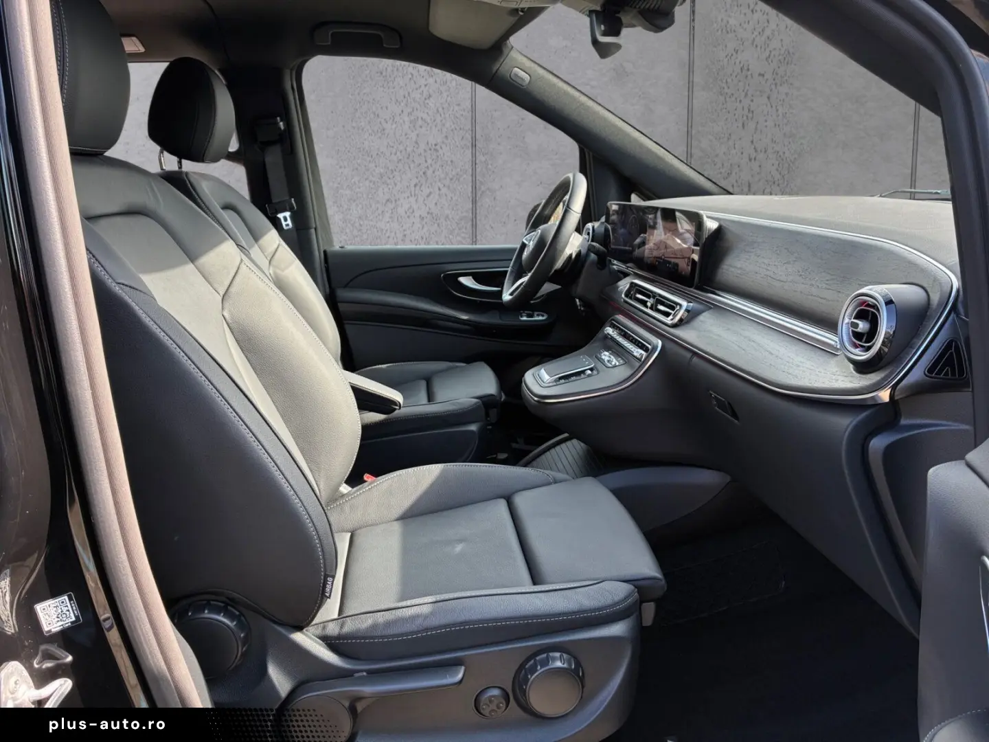 MERCEDES-BENZ V 300 d 4M Lang AMG MBUX LED Distronic 360  19