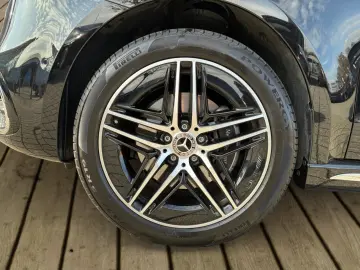 MERCEDES-BENZ V 300 d 4M Lang AMG MBUX LED Distronic 360  19