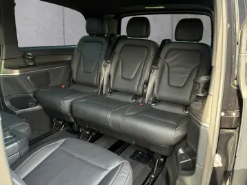 MERCEDES-BENZ V 300 d 4M Lang AMG MBUX LED Distronic 360  19