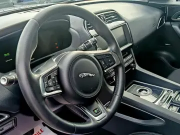 Jaguar F-Pace Diesel Automat 2017 AWD - 4X4 - Rate   Credit