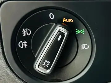 VOLKSWAGEN TIGUAN 2017 2.0D E6 4X4 Garantie 12 Luni Rate Ava