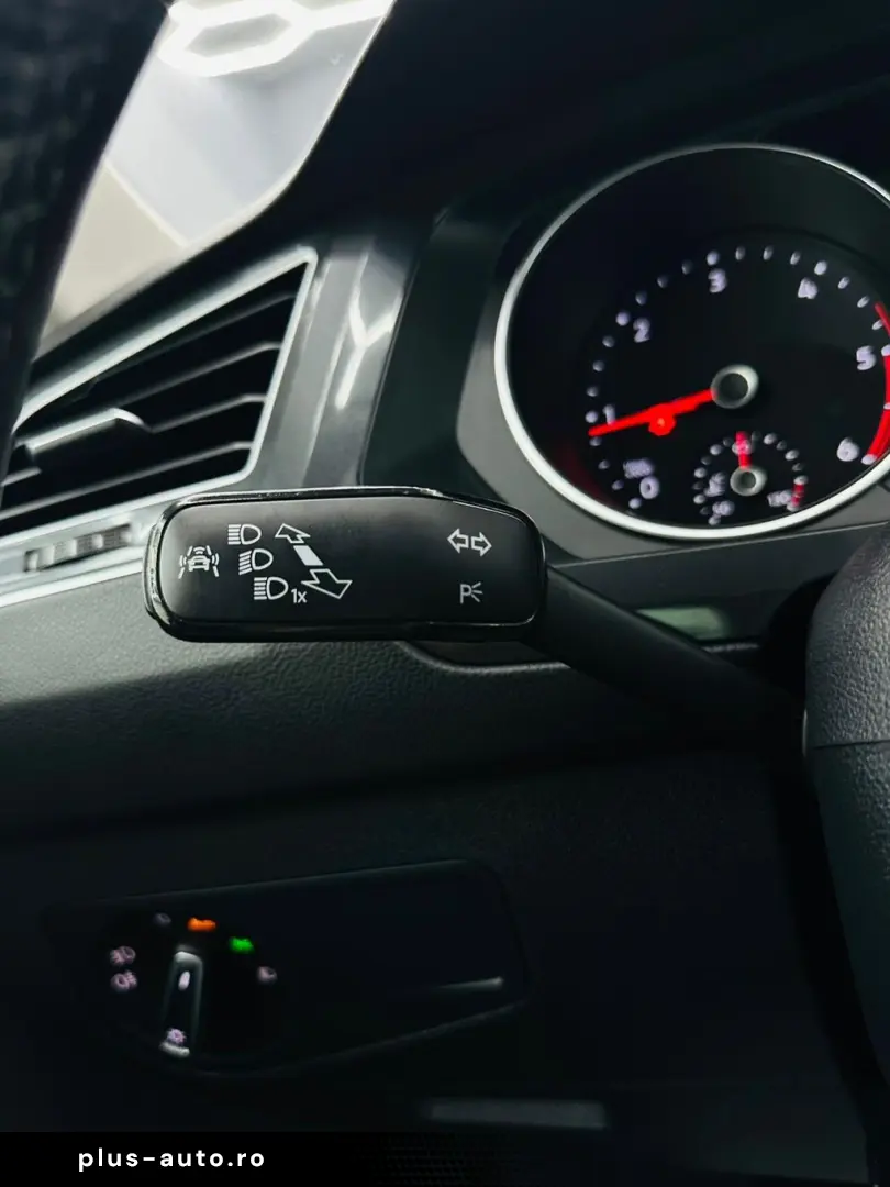 VOLKSWAGEN TIGUAN 2017 2.0D E6 4X4 Garantie 12 Luni Rate Ava