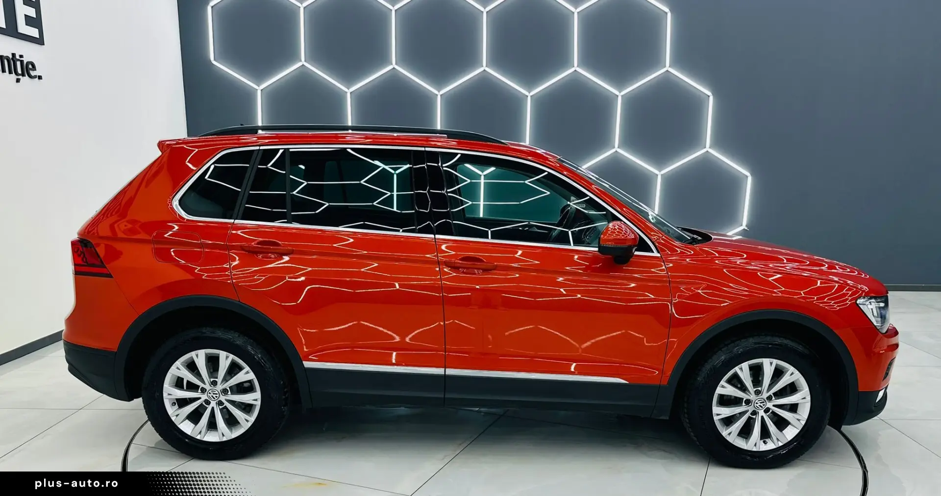 VOLKSWAGEN TIGUAN 2017 2.0D E6 4X4 Garantie 12 Luni Rate Ava