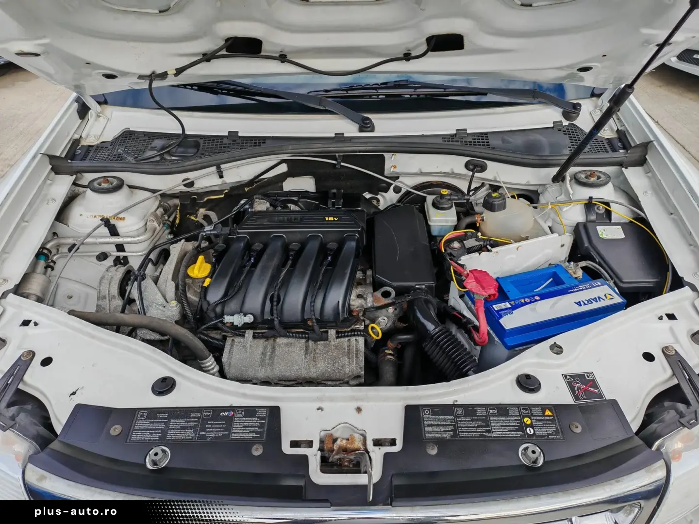 Dacia Duster 1.6i    Vindem in Rate Avans Zero cu Buletinul