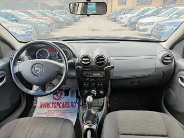 Dacia Duster 1.6i    Vindem in Rate Avans Zero cu Buletinul