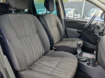 Dacia Duster 1.6i    Vindem in Rate Avans Zero cu Buletinul