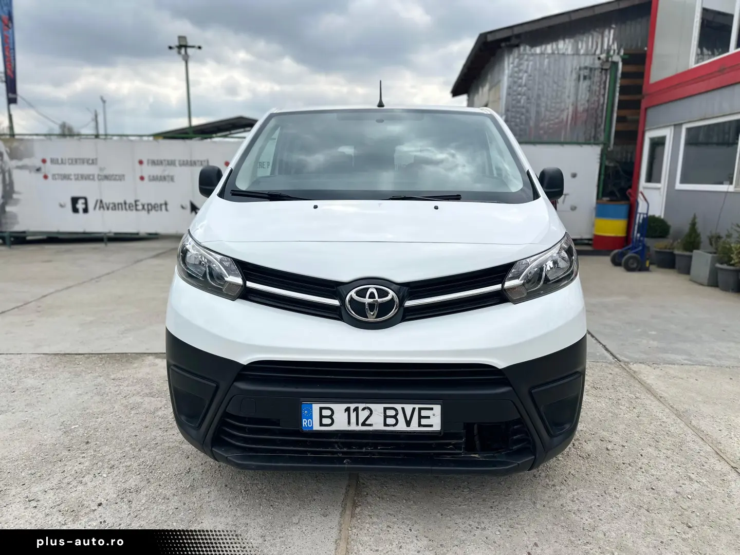 Toyota Proace 8 1 1.5 D-4D 120 CP Euro 6d