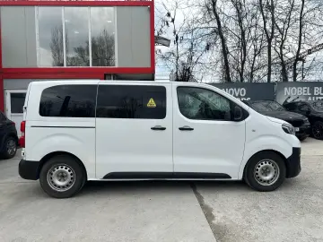 Toyota Proace 8 1 1.5 D-4D 120 CP Euro 6d