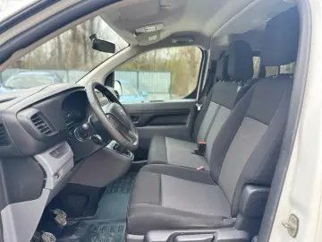 Toyota Proace 8 1 1.5 D-4D 120 CP Euro 6d