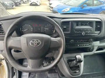 Toyota Proace 8 1 1.5 D-4D 120 CP Euro 6d