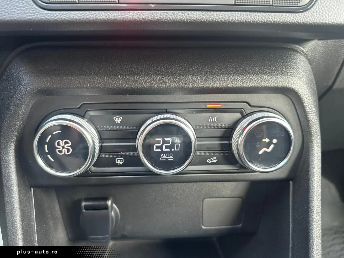 Dacia Sandero Stepway Comfort 1.0 TCe 90CP Euro 6