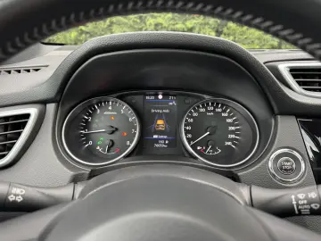 NISSAN QASHQAI Tekna Plus 1.3 tce 140cp 76.000 km