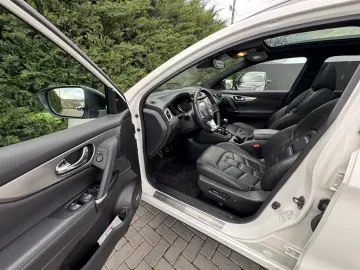 NISSAN QASHQAI Tekna Plus 1.3 tce 140cp 76.000 km