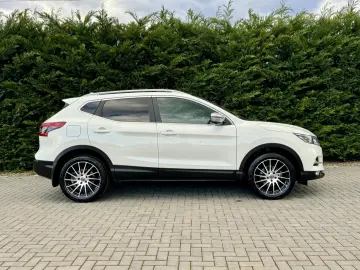 NISSAN QASHQAI Tekna Plus 1.3 tce 140cp 76.000 km