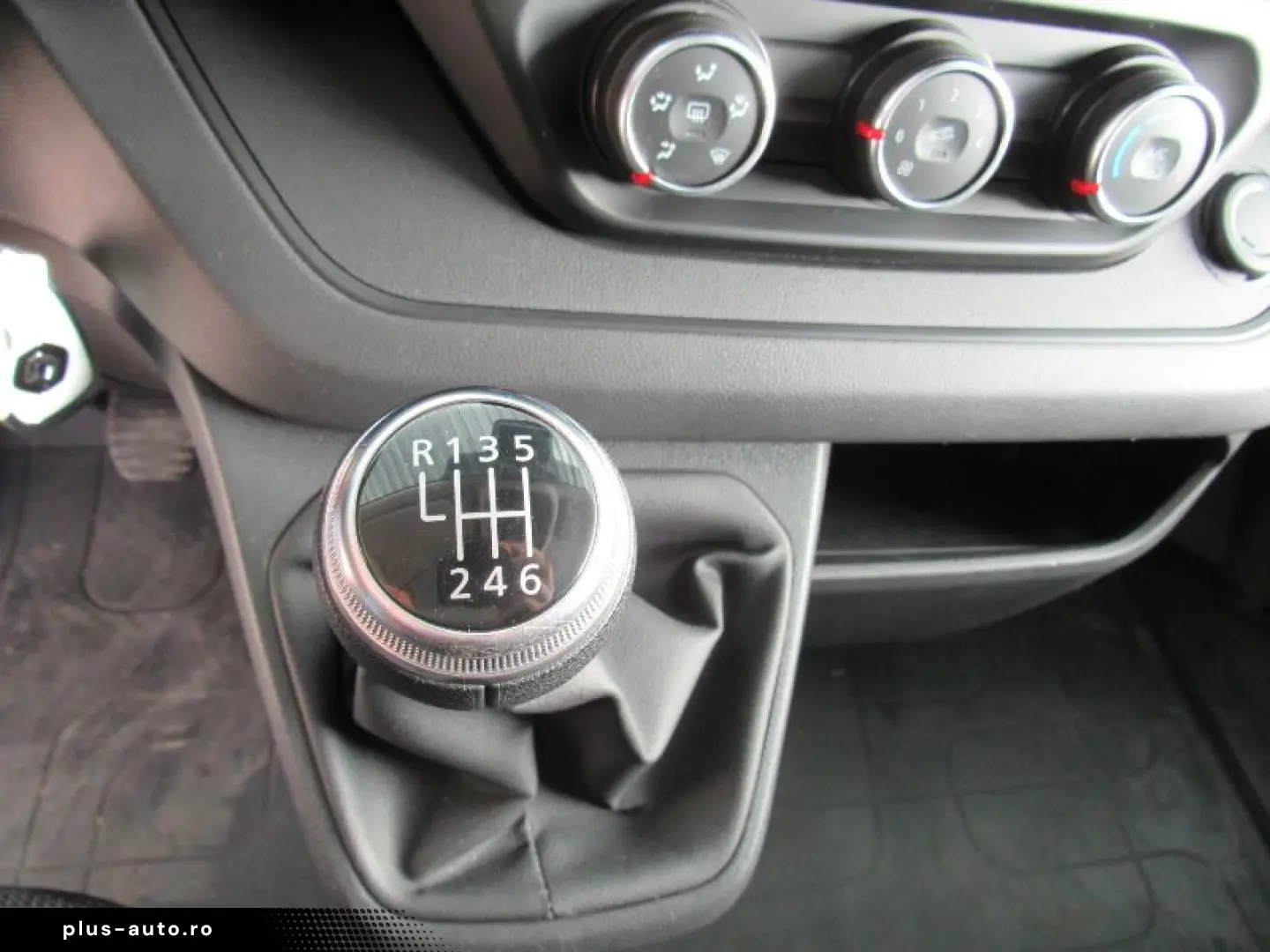 RENAULT TRAFIC 2.0 Blue dCi 110CP L2 Zen